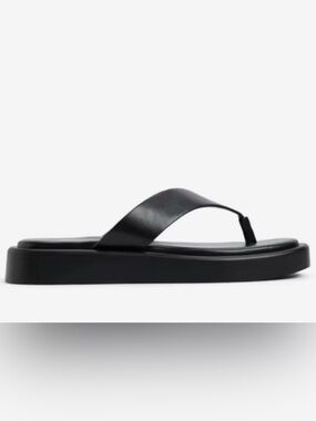 Call it Spring Buena Sandal